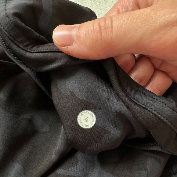 Lululemon Fast and Free High-Rise Short 8" - Picture 3 of 3